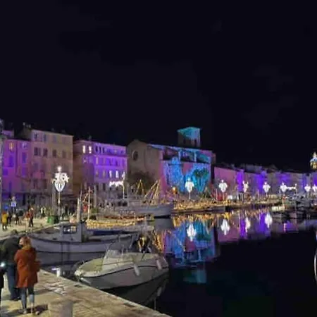 Grand T2 53m2, Proche Plages Et Port , Parking . Apartment La Ciotat